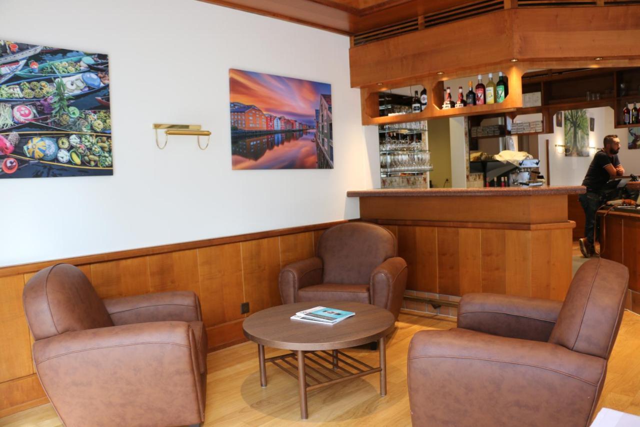 Auberge Au Lion D'Or Tannay Eksteriør billede